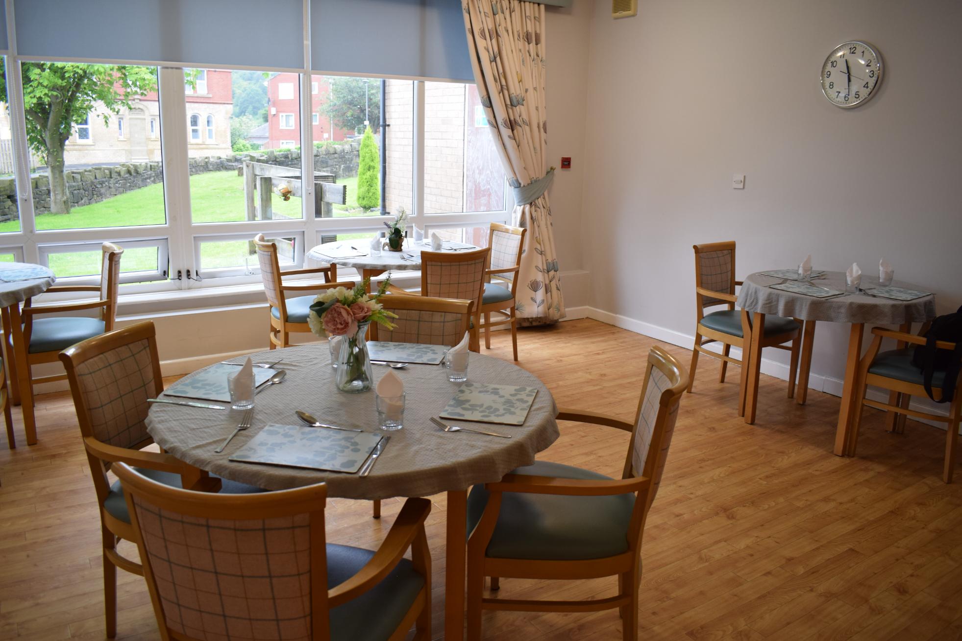care home dining room